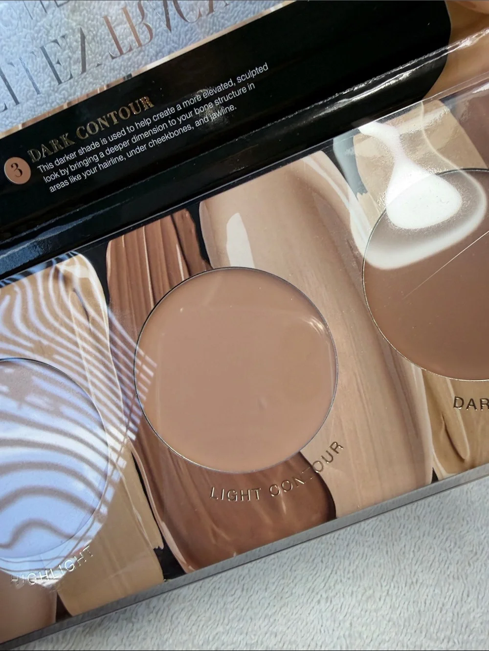 🌹5 for $25🌹 Ellen Tracy Contour Palette